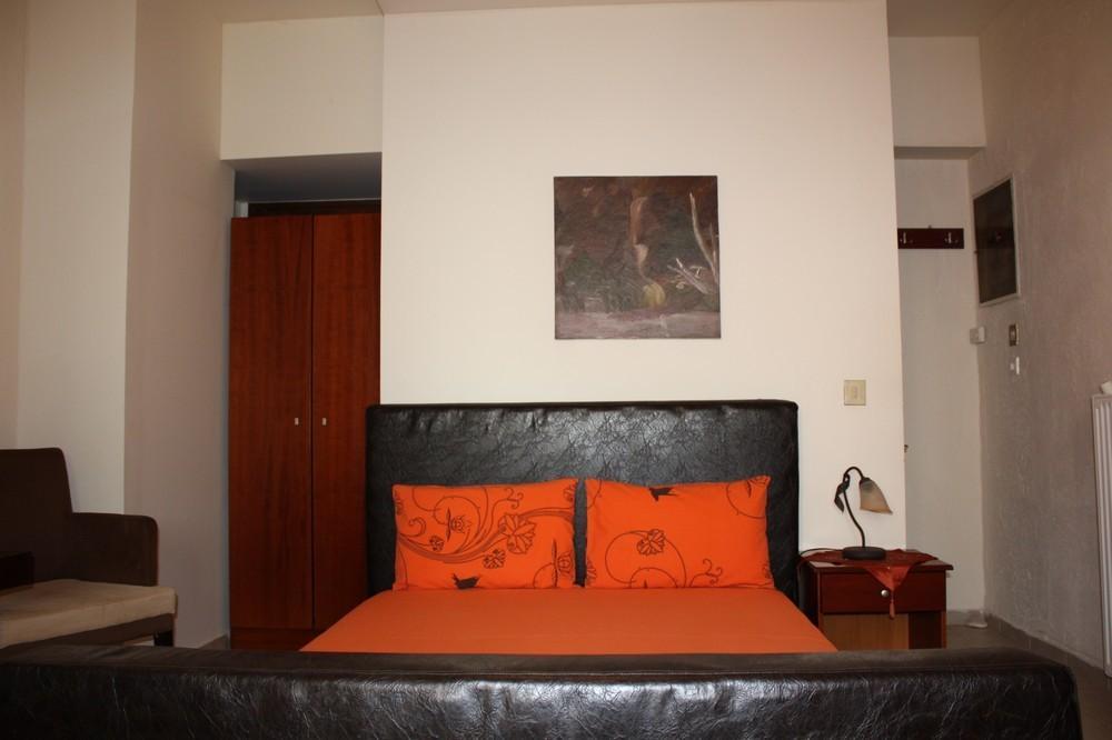 Guesthouse Liogerma Káto Loutrákion Habitación foto