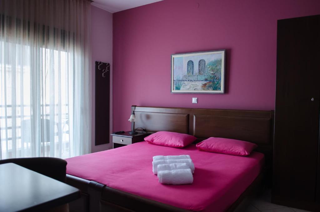 Guesthouse Liogerma Káto Loutrákion Habitación foto